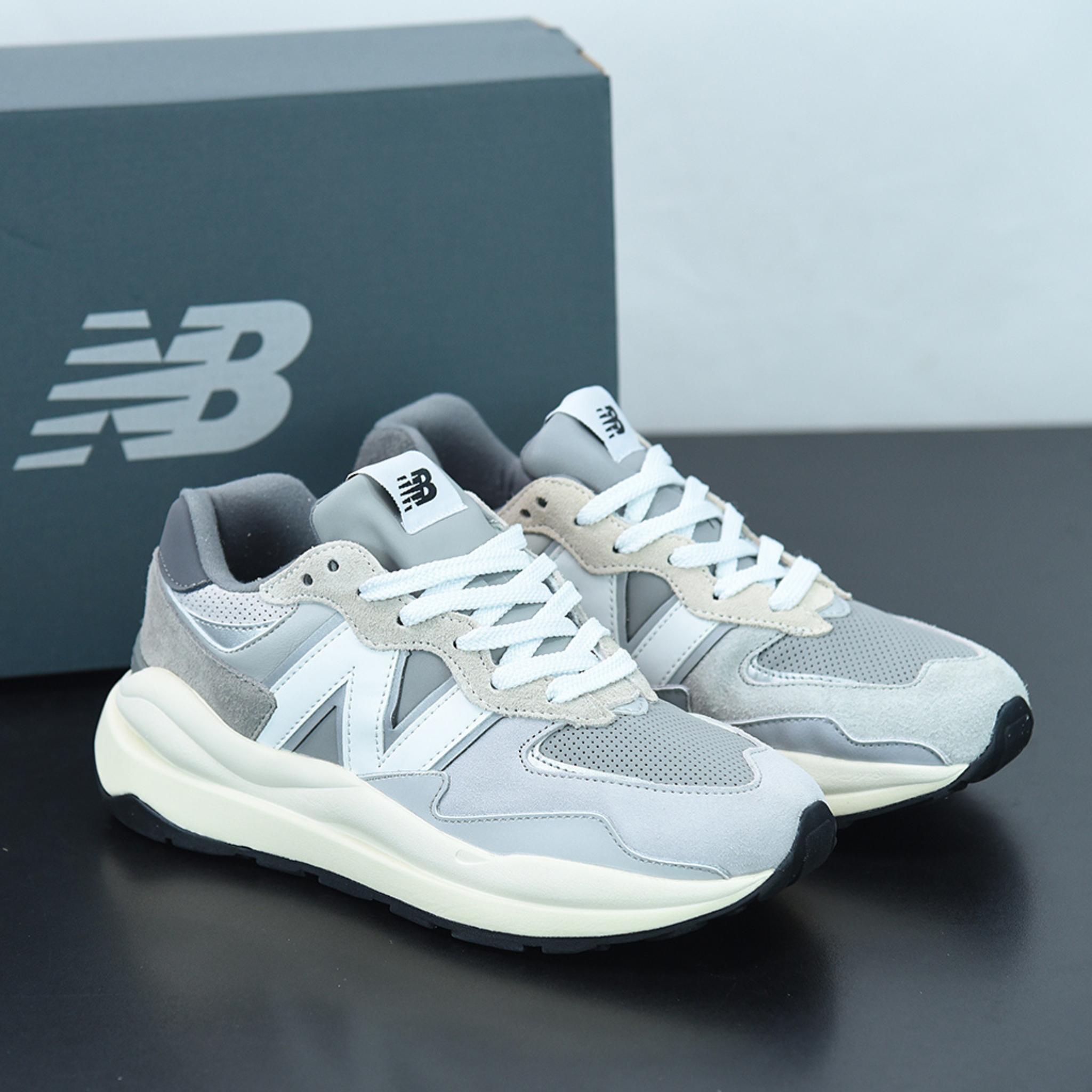 New Balance "Grey Day"