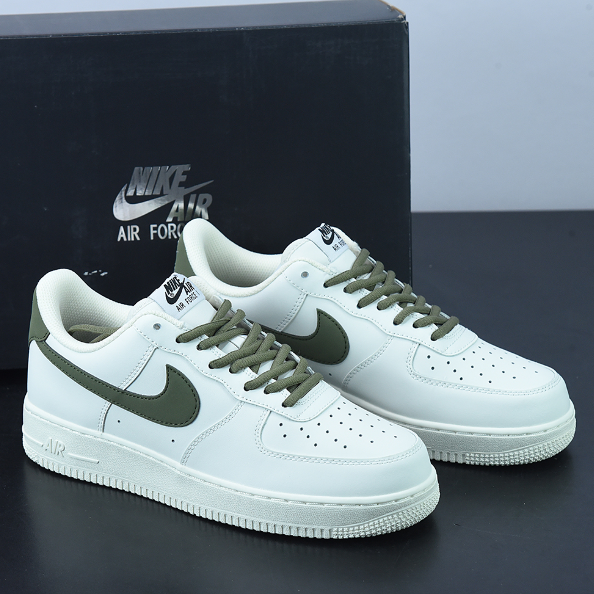 Nike Air Force 1 ´07 "Dark Green"