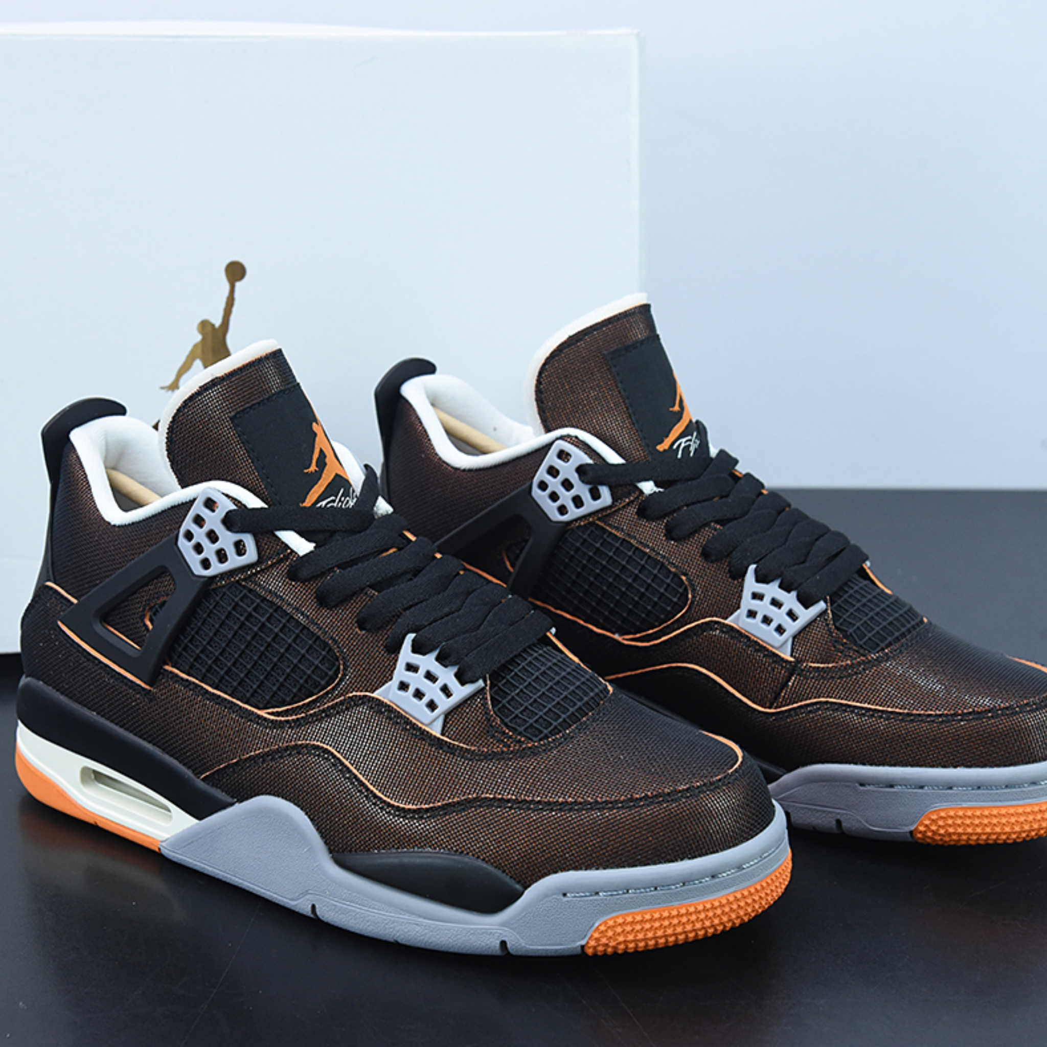 Nike Air Jordan 4 Rêtro "Starfish"