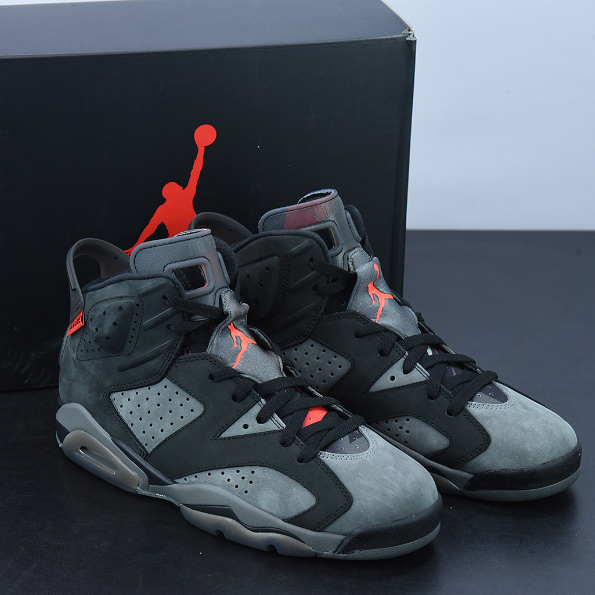 PSG x Nike Air Jordan 6 Retro "Iron Grey"