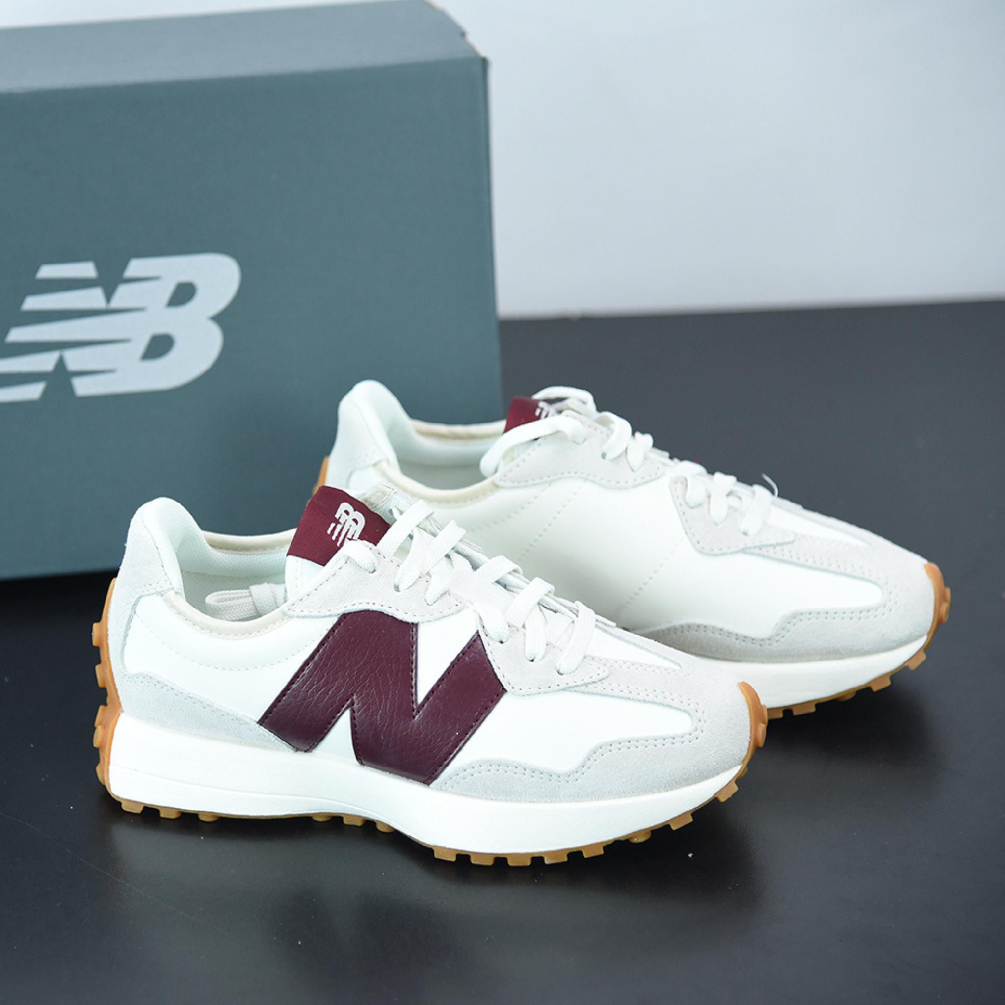 New Balance 327 "Red wine"