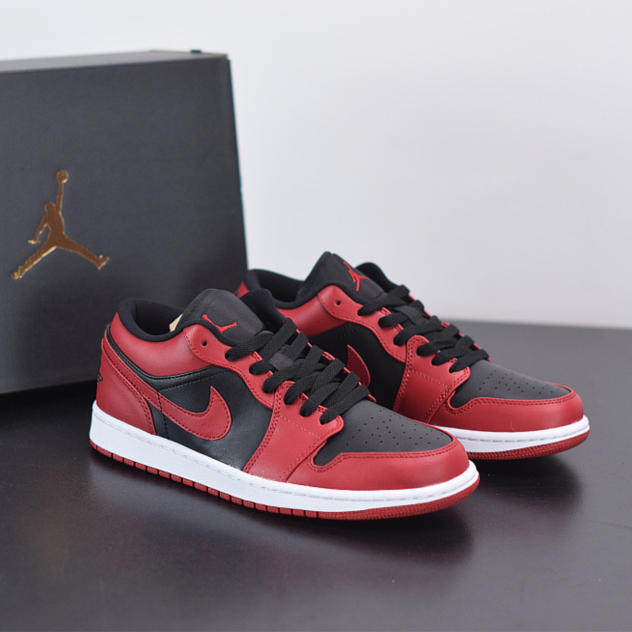 Nike Air Jordan 1 Low "Reverse Bred"