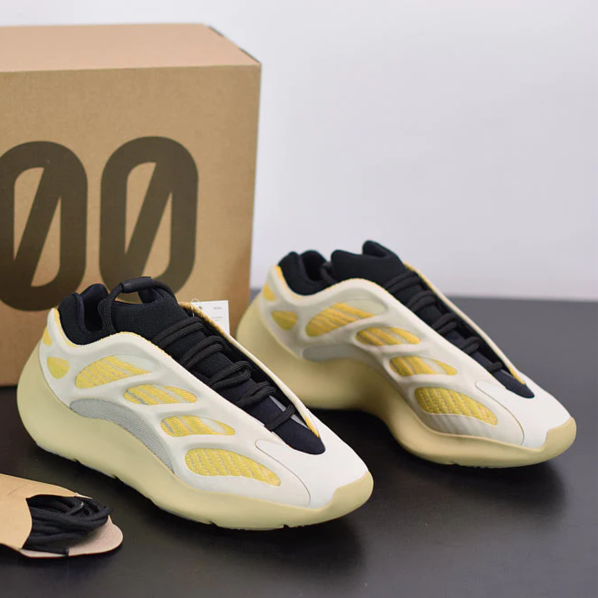 Yeezy 700 V3 "Safflower"