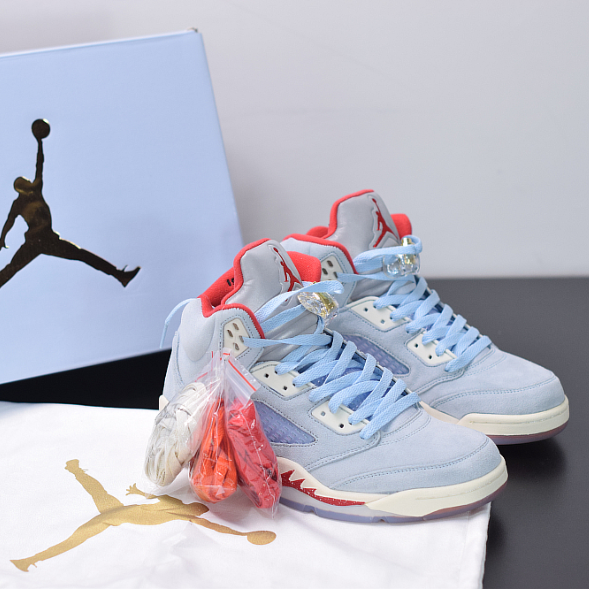 Nike Air Jordan 5 "Trophy Room Ice Blue"