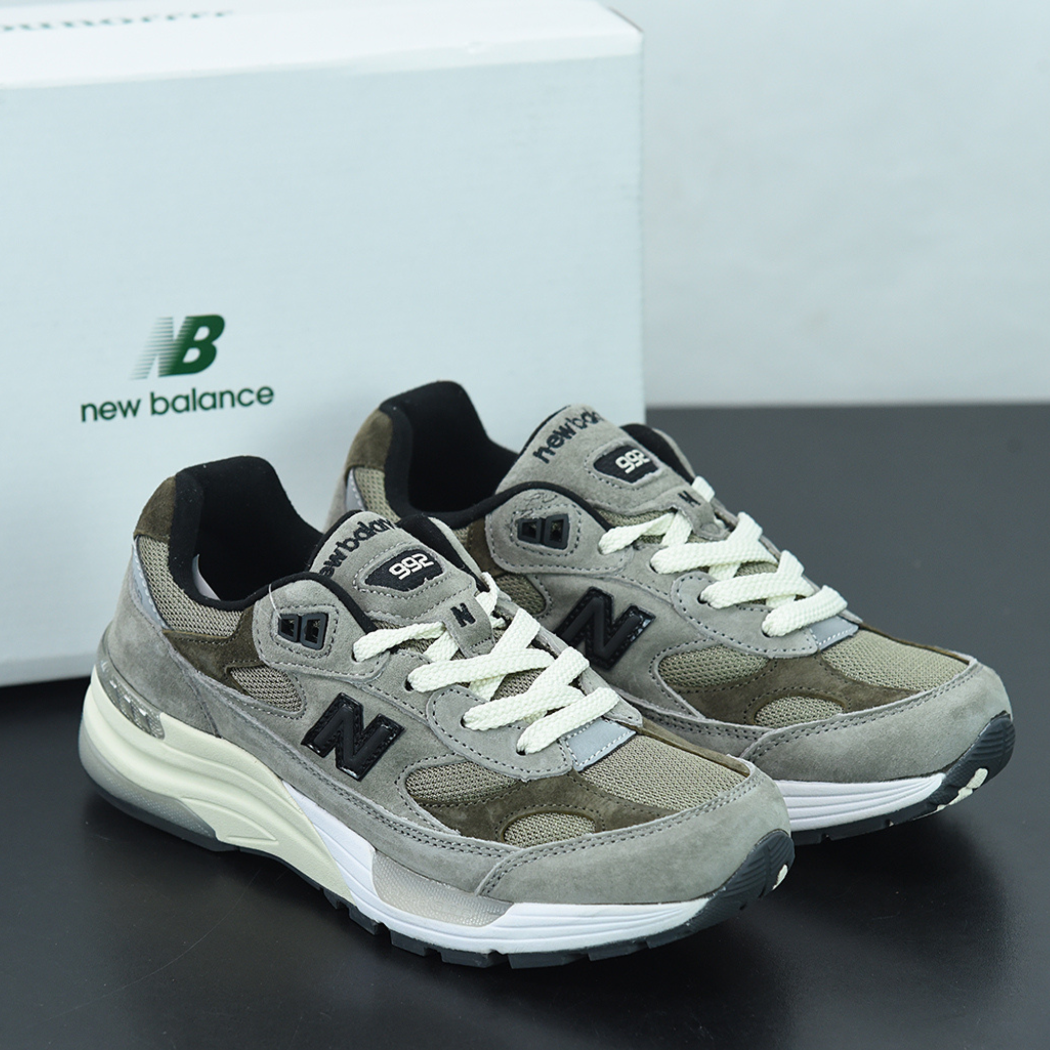 New Balance M992J2