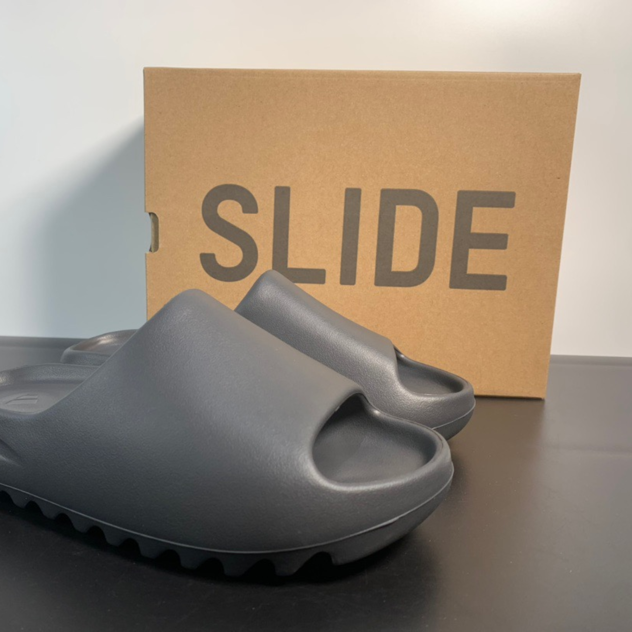 Yeezy Slide "Onyx"