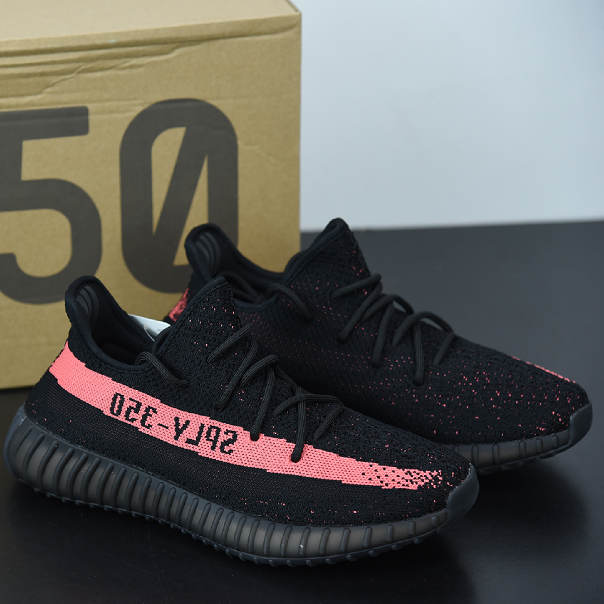 Yeezy Boost 350 v2 "Core Black Red"