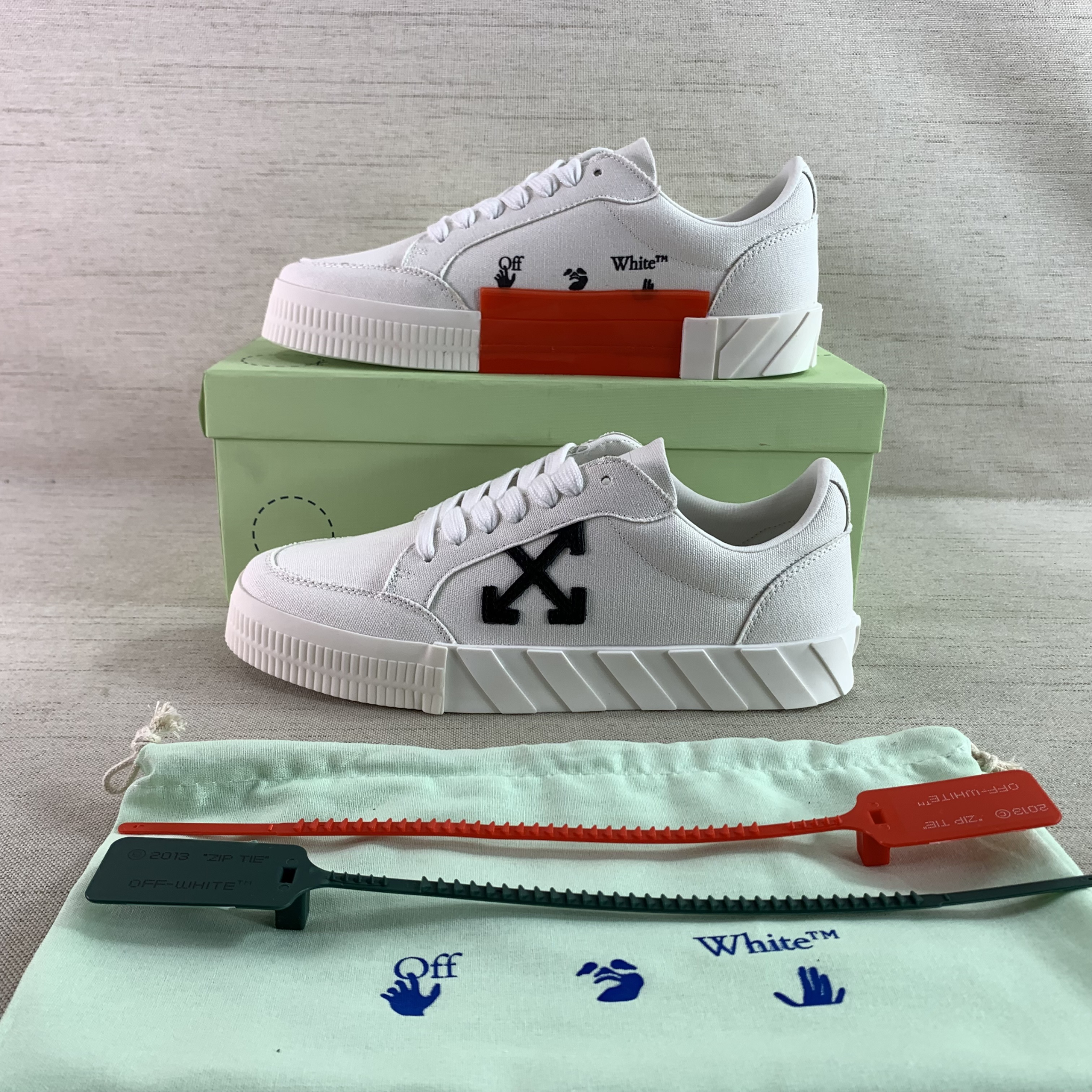 Off White Shoes Vulcanized Stri