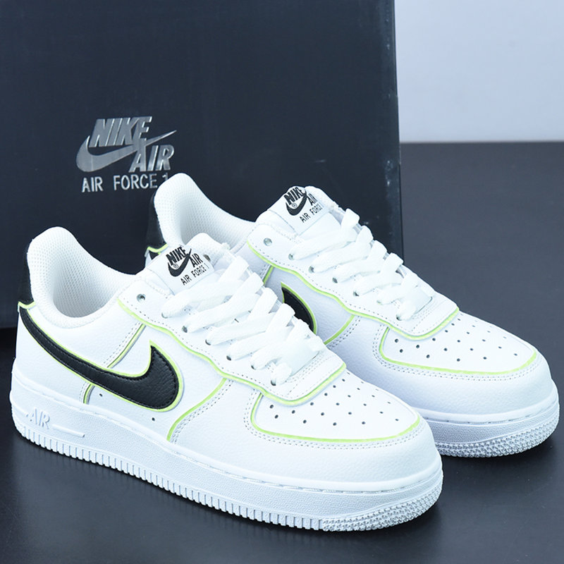 Nike Air Force 1 ´07 "Flourescent Green"