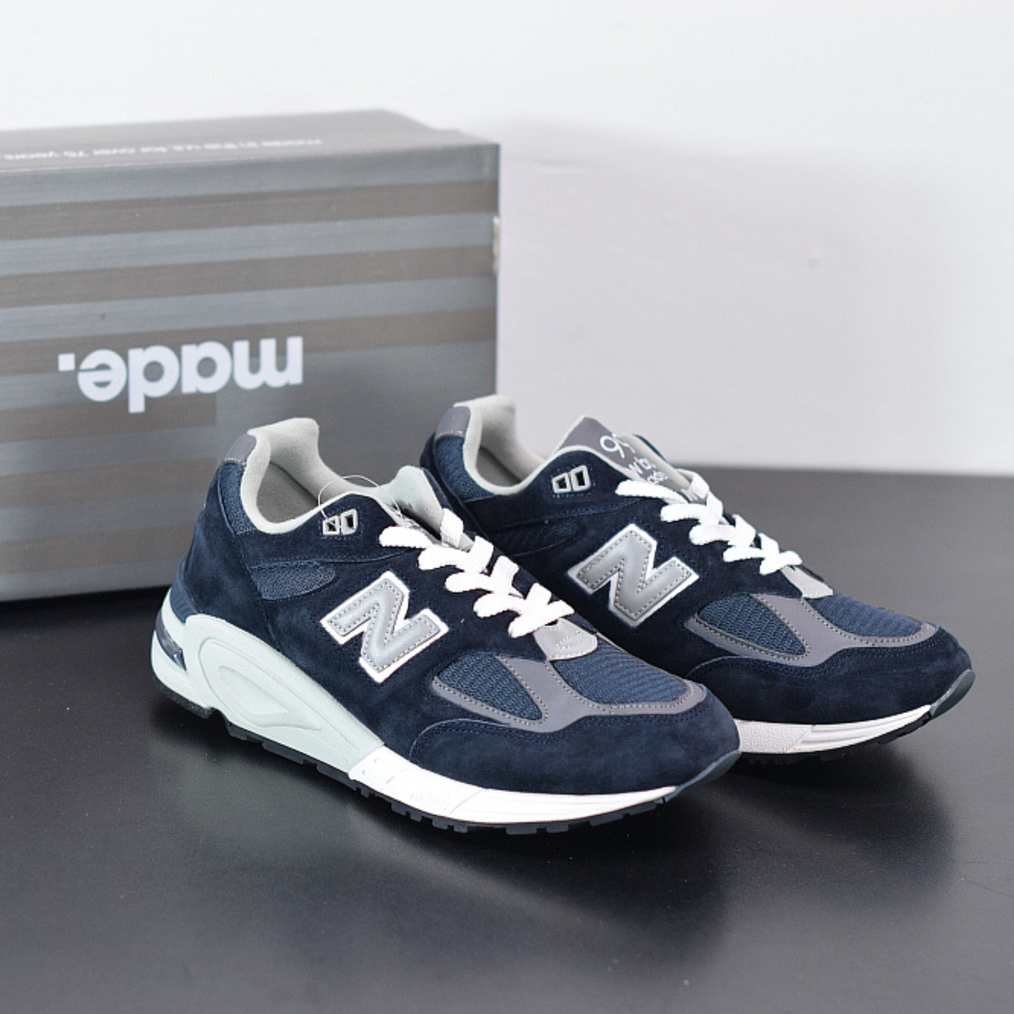 New Balance 990NV2 "Navy"