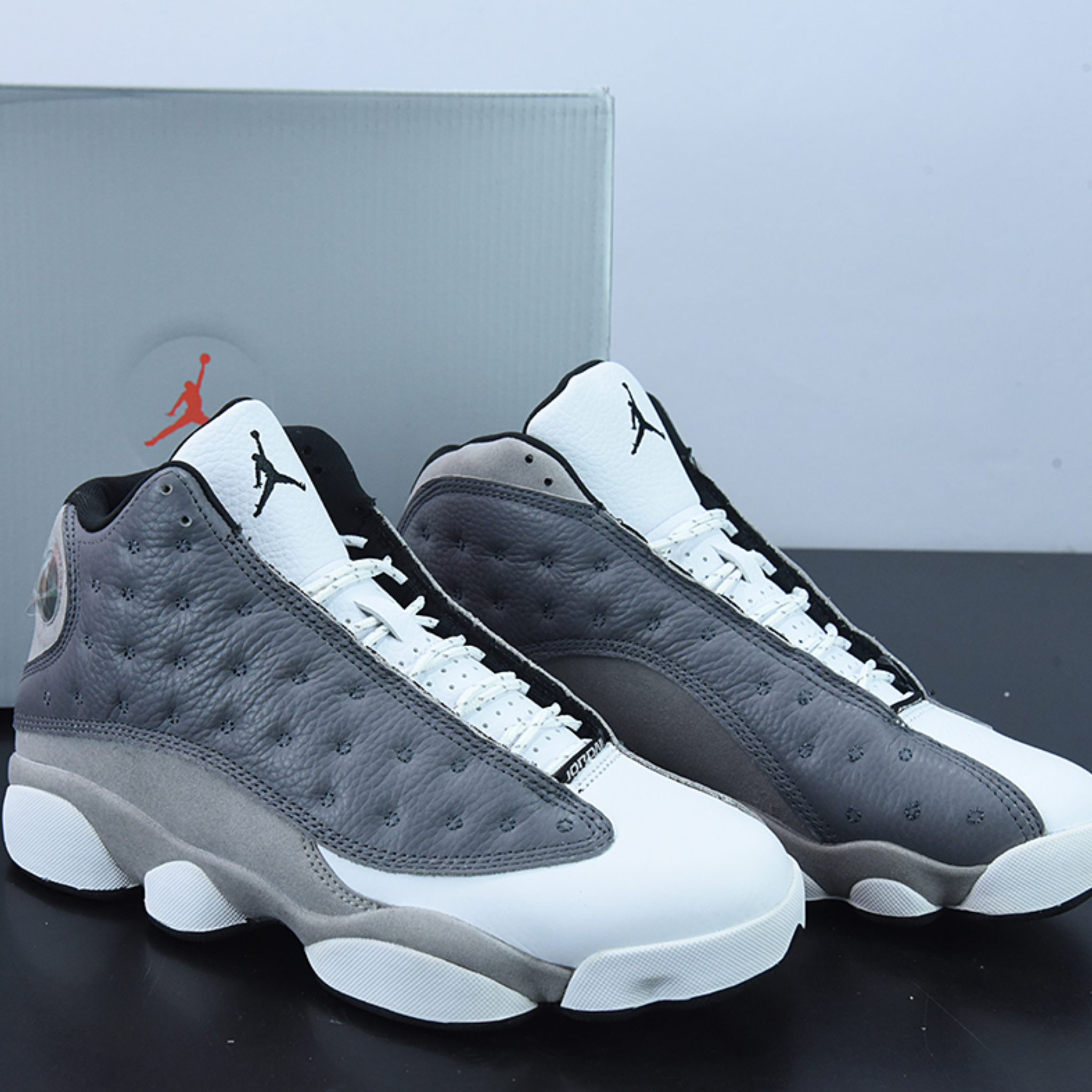 Nike Air Jordan 13 Retro "Atmosphere Grey"