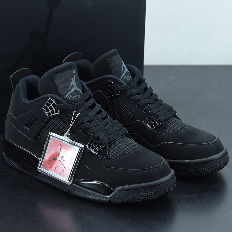 Nike Air Jordan 4 Rêtro "Black Cat"