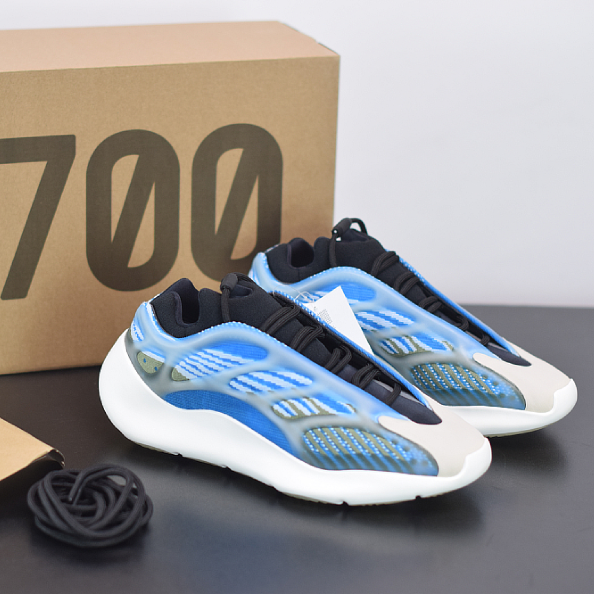 Yeezy Boost 700 v3 "Arzareth"