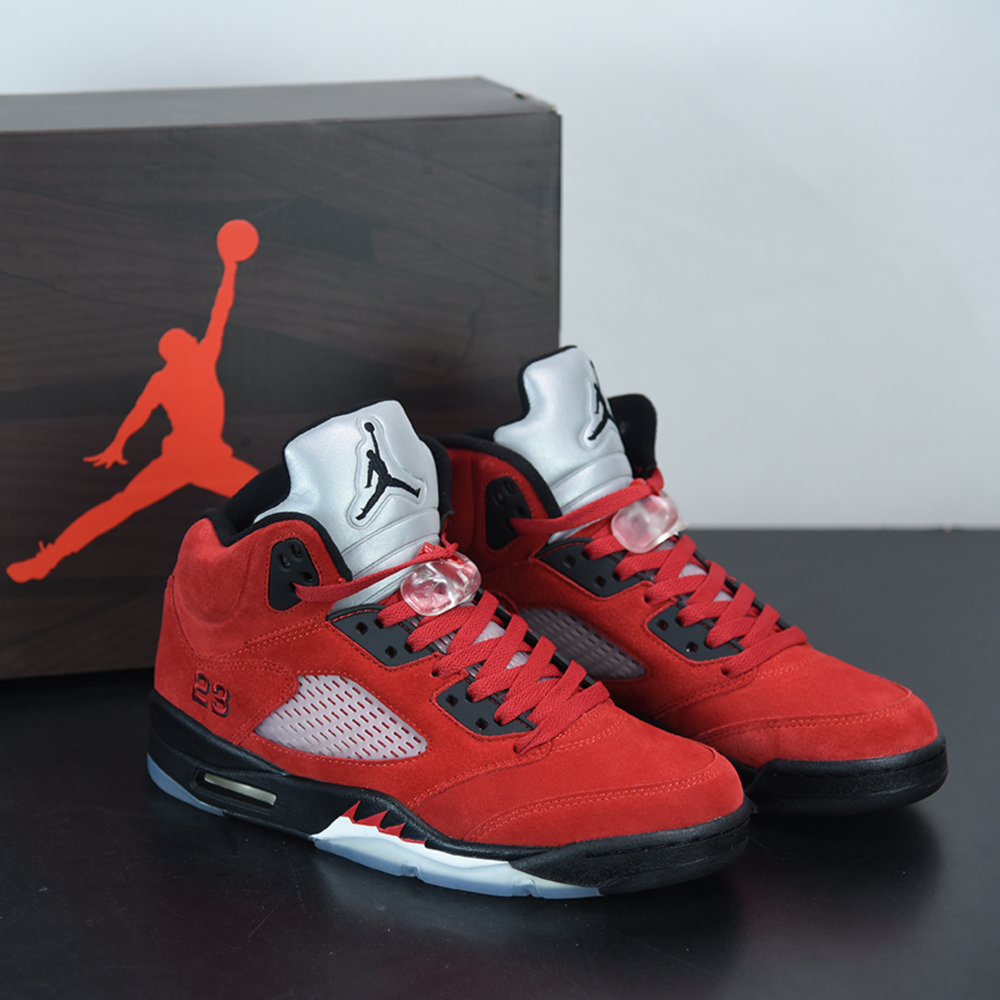 Nike Air Jordan 5 Retro "Raging Bull"