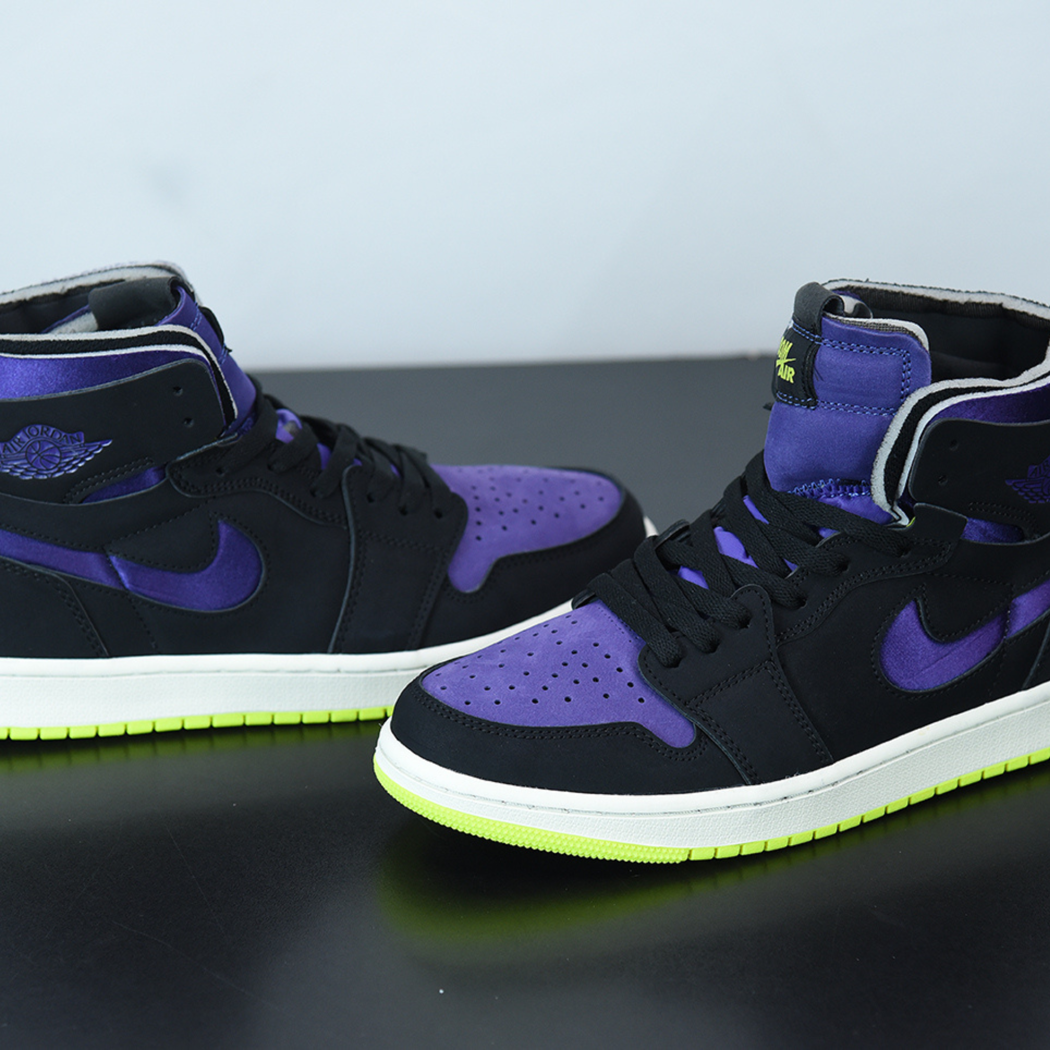 Nike Air Jordan 1 Zoom Air CMFT "Womens Halloween"