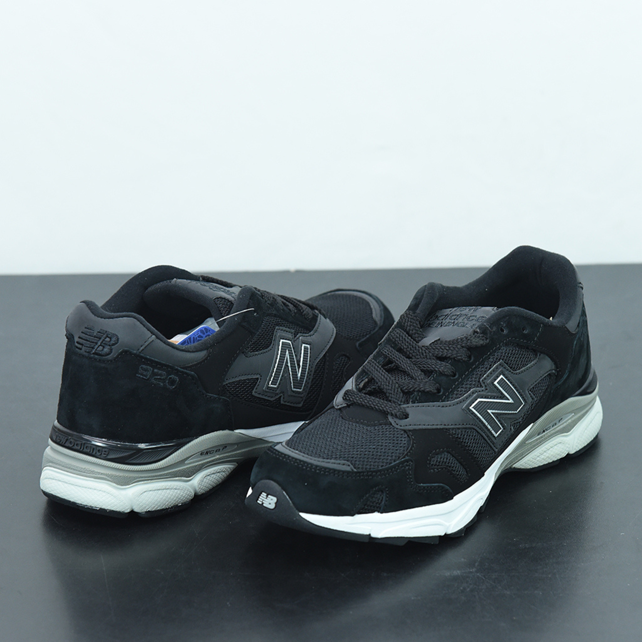 New Balance 920 "Black/Grey"