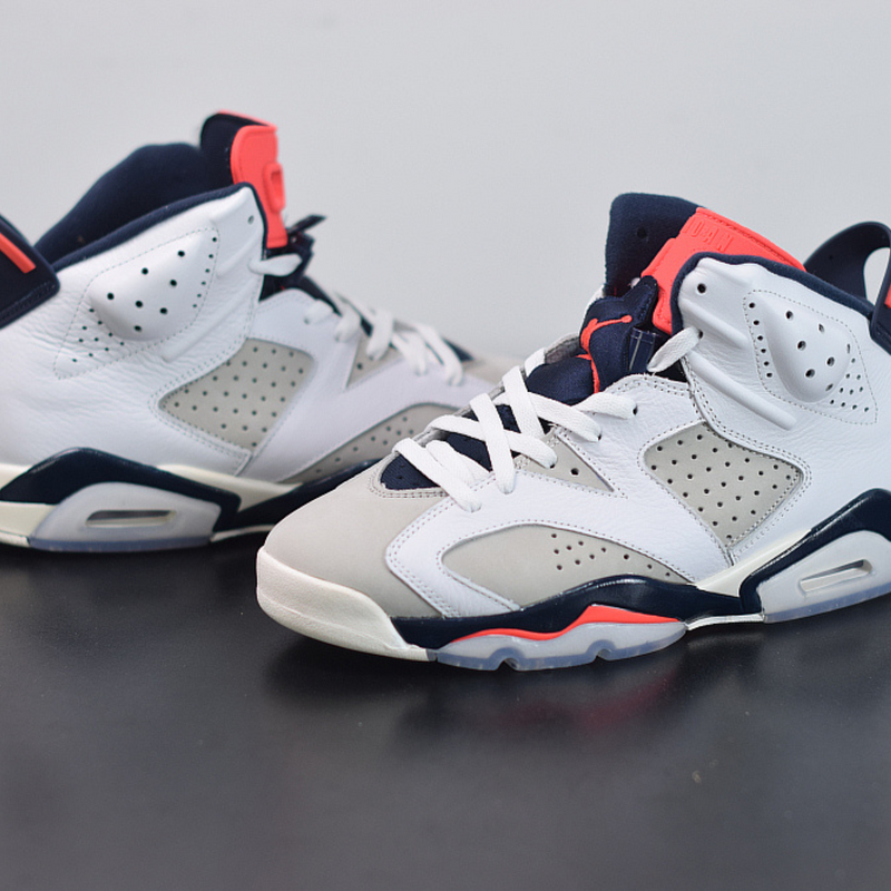 Nike Air Jordan 6 Retro