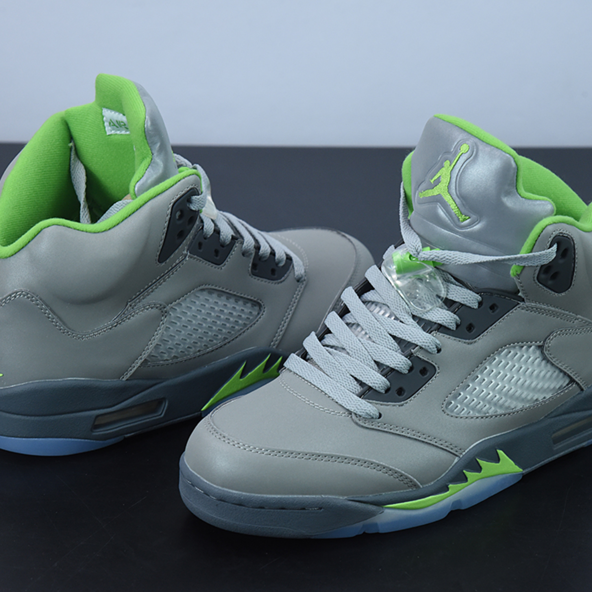 Nike Air Jordan 5 "Green Bean"(2022)