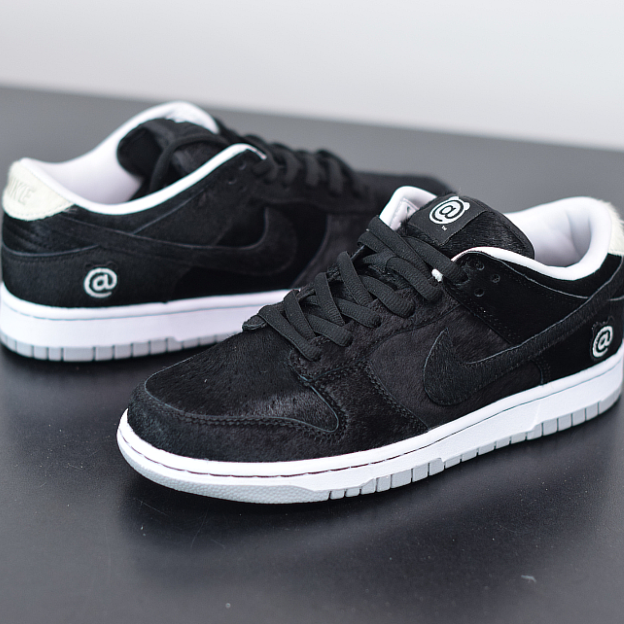 Nike SB Dunk Low "Medicom Toy"(2020)