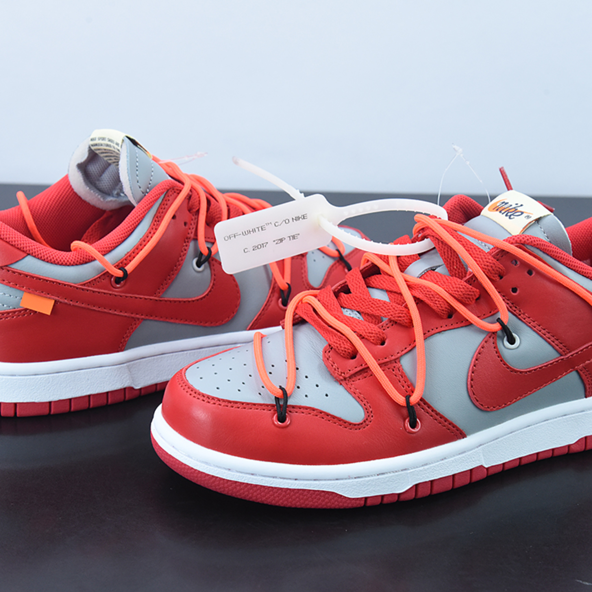 Off-White x Nike Dunk Low "University Red"