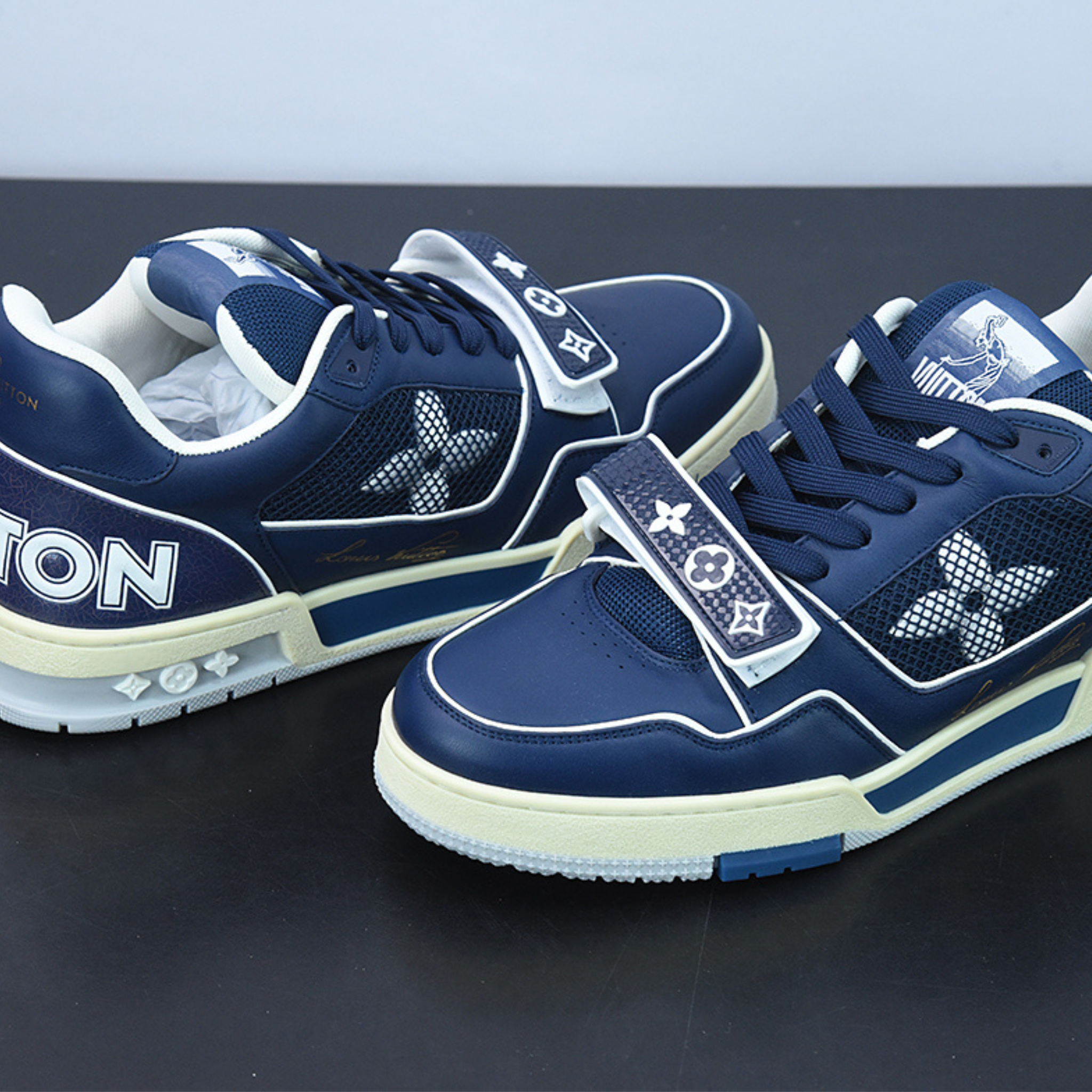 Louis Vuitton Trainer "Navy Blue"