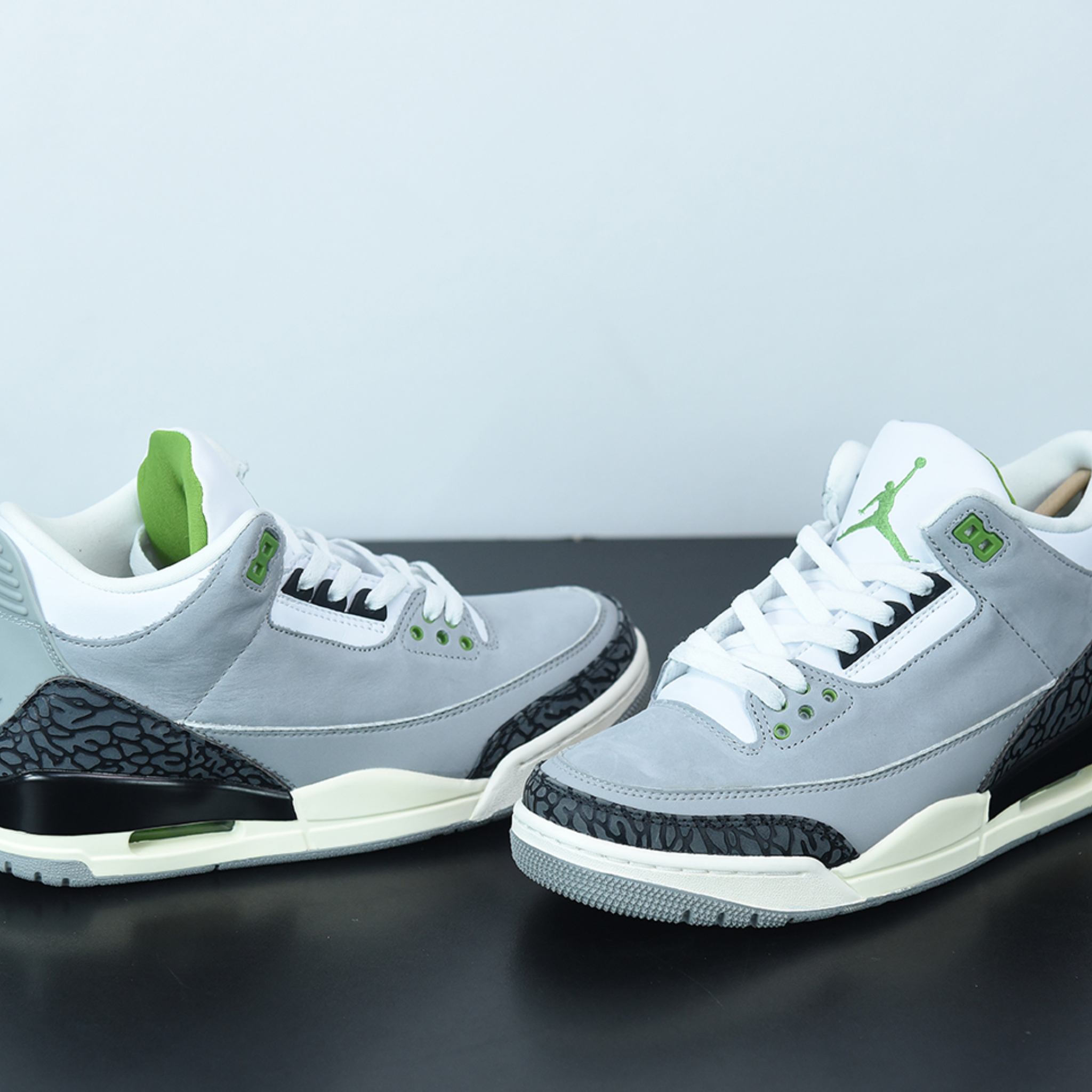 Nike Air Jordan 3 Retro "Smoke Grey"