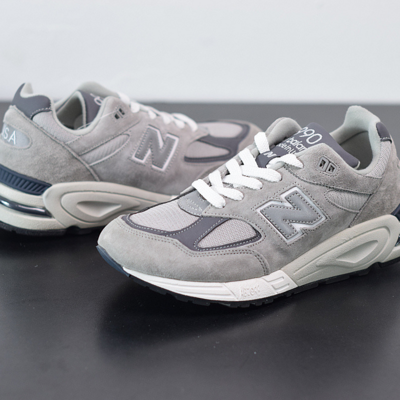 New Balance 990v2 "Kith Grey"