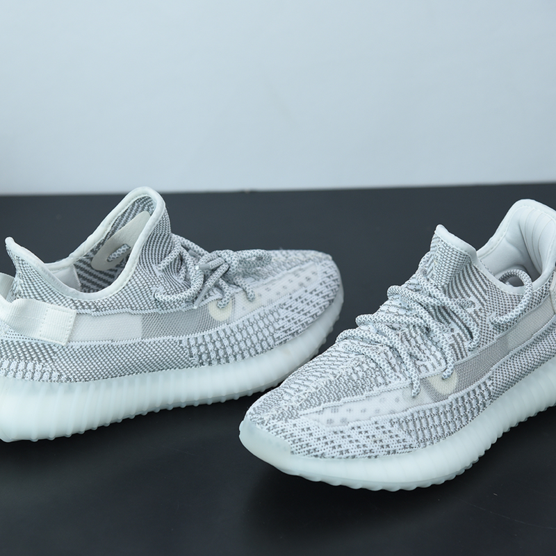 Adidas yeezy boost 350 best sale v2 zilver