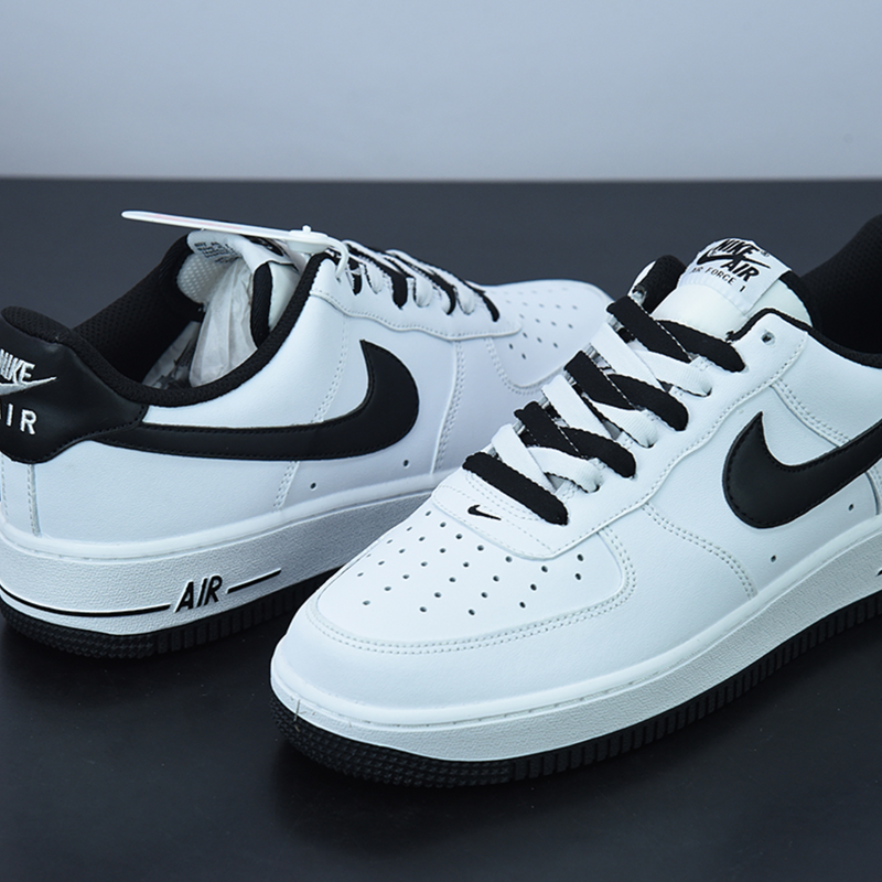 Nike Air Force 1 '07 "Black/White"