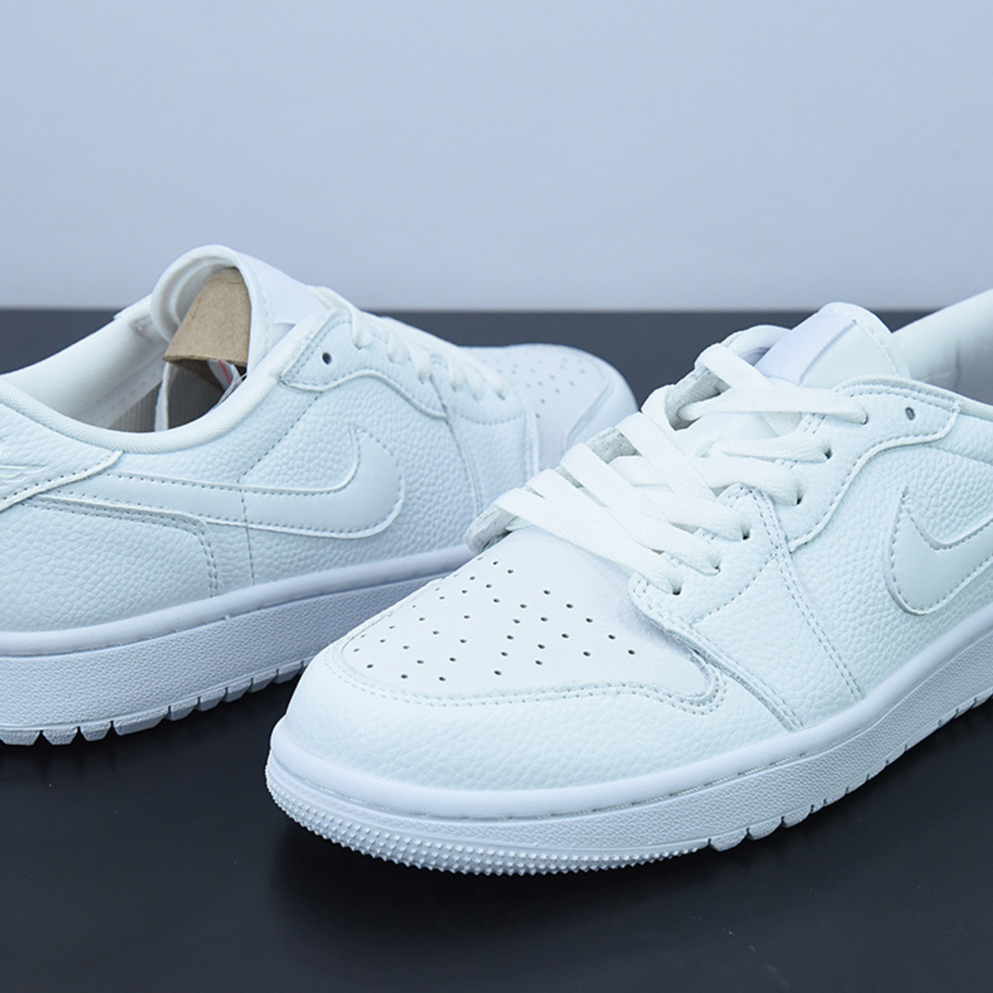 Nike Air Jordan 1 Low "Triple White"