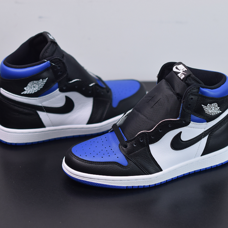 Air jordan royal sales toe