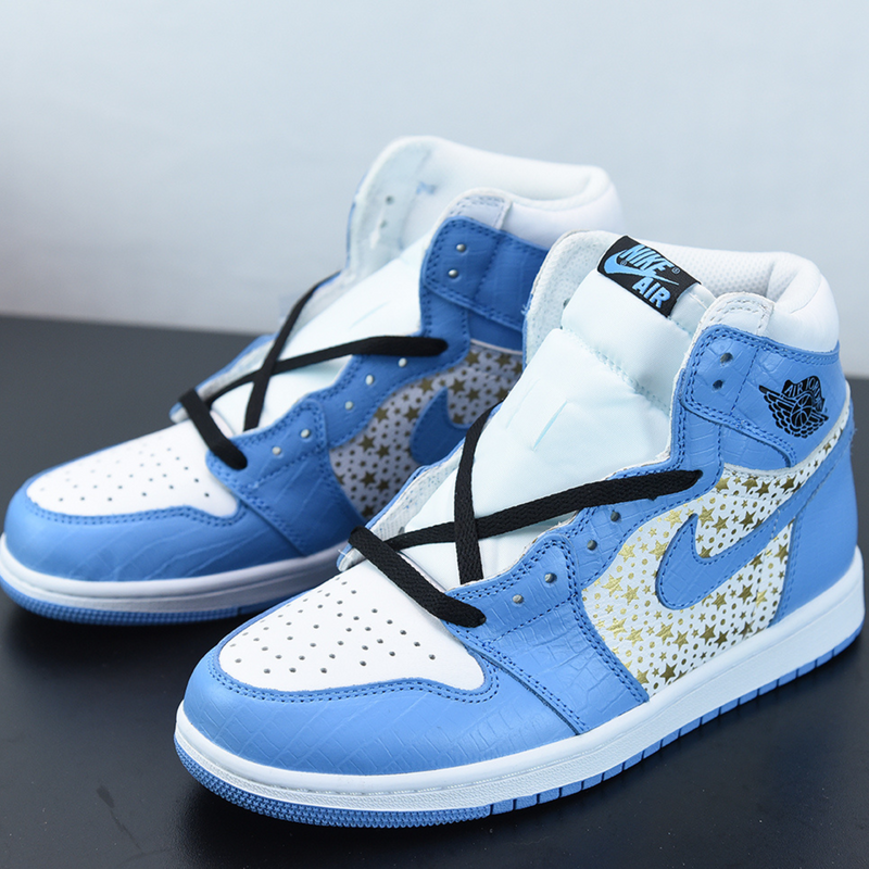 Nike Air Jordan 1 High Retro x Supreme "Blue"