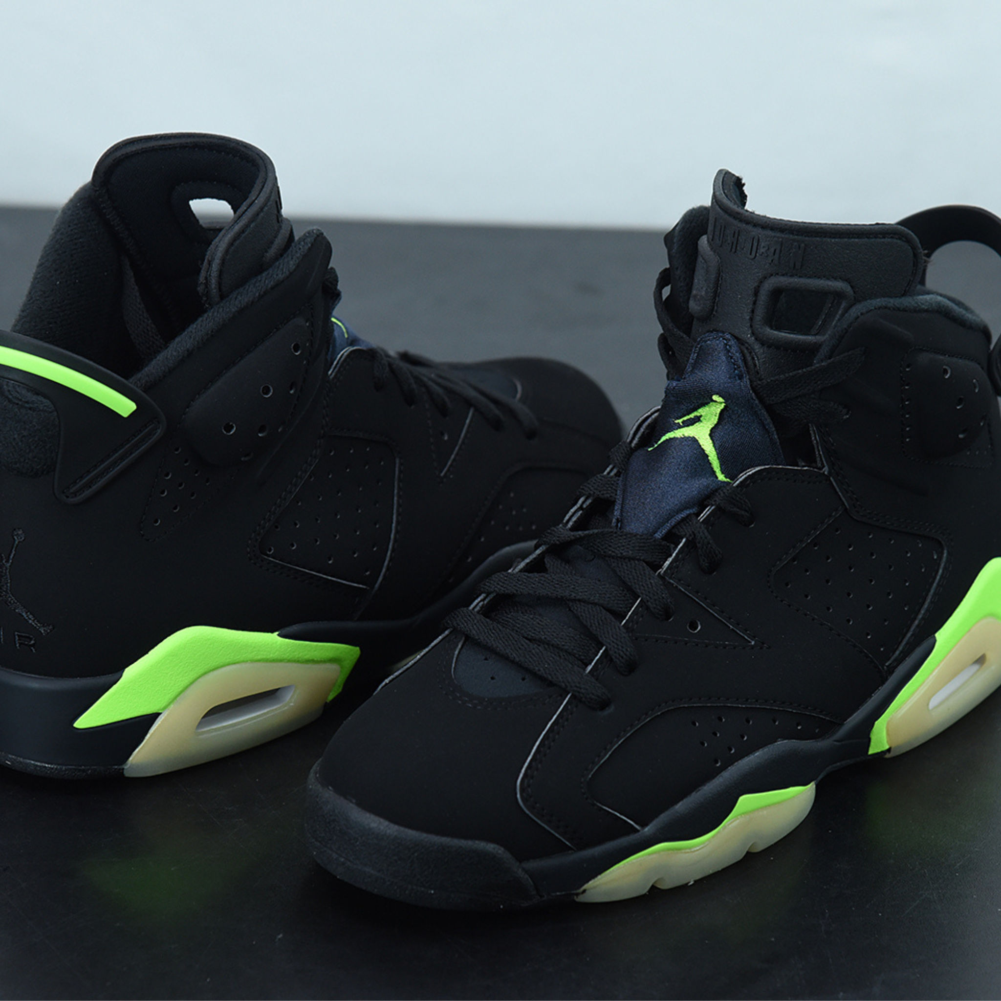 Nike Air Jordan 6 Retro "Electric Green"