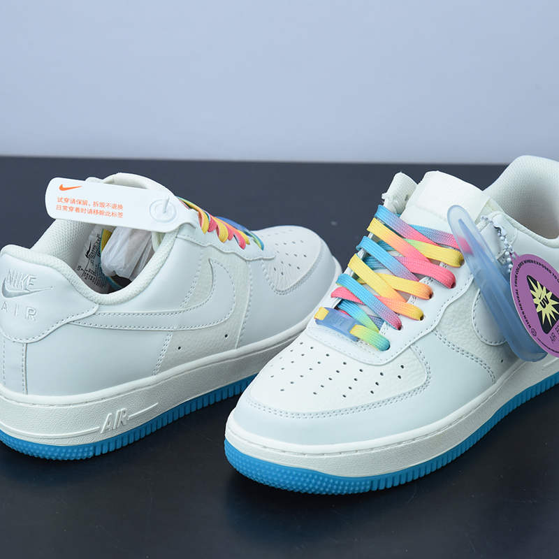 Nike Air Force 1 ´07 "Ligth UV Collor"