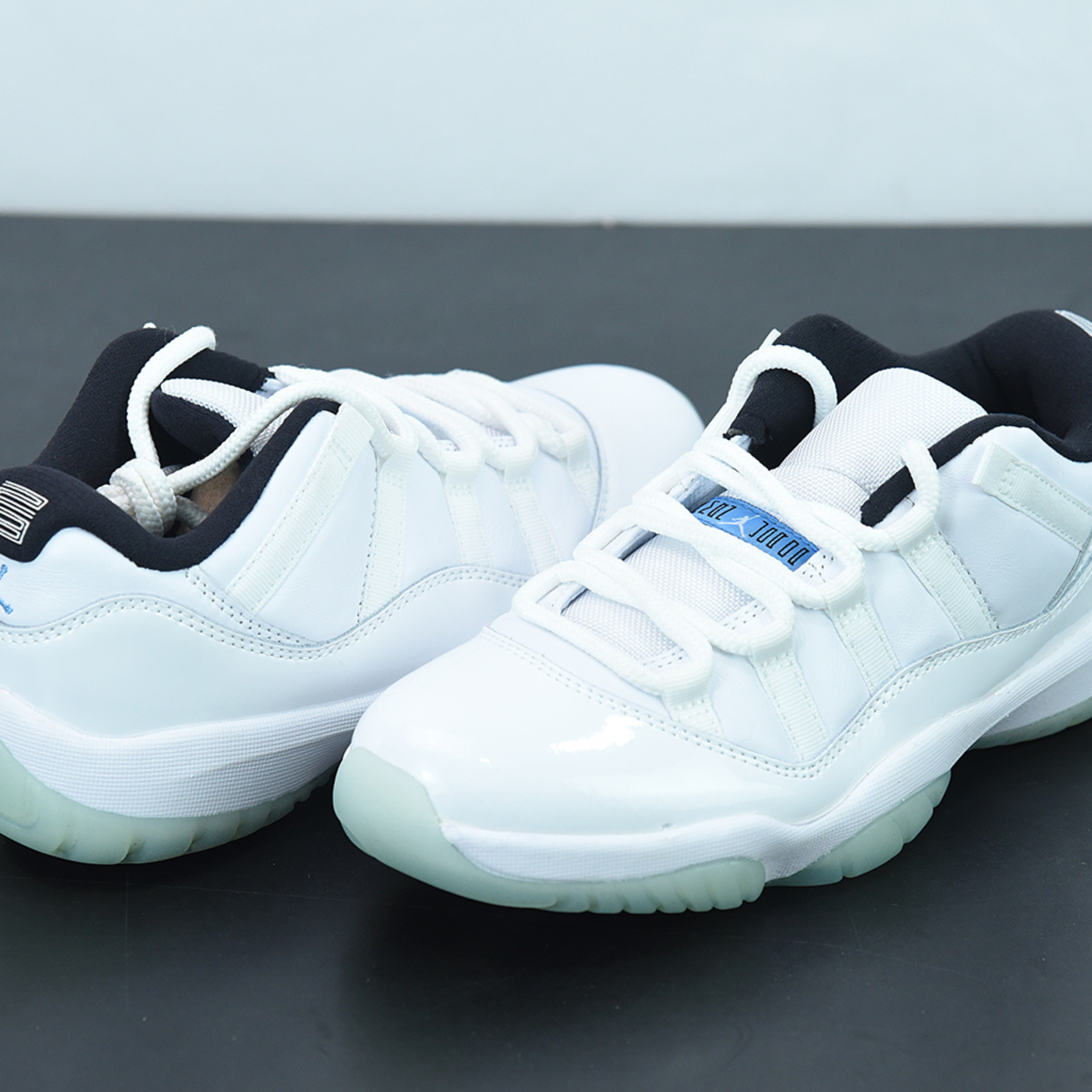 Nike Air Jordan 11 Retro Low "Legend Blue"