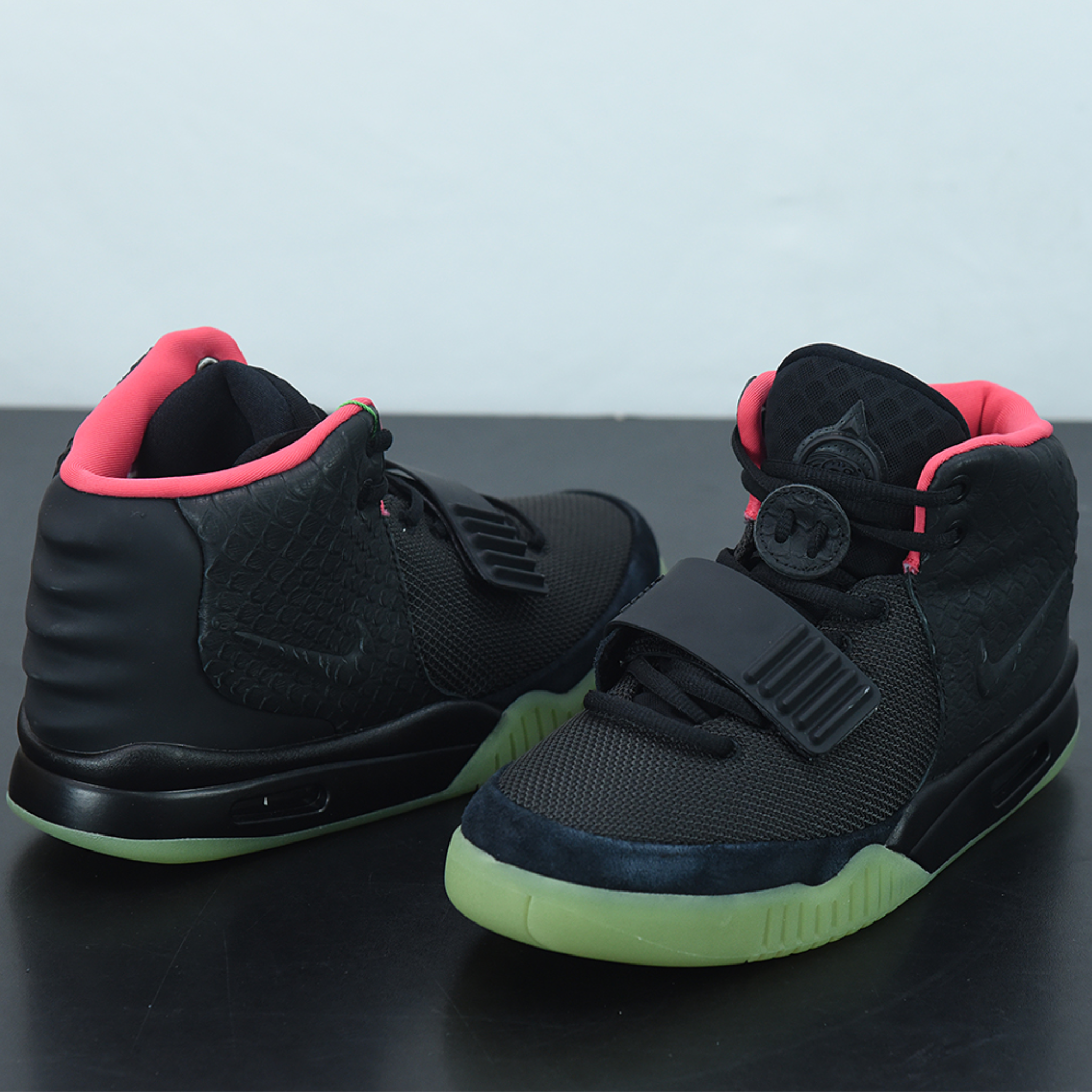 Nike Air Yeezy II NRG "Solar Red"