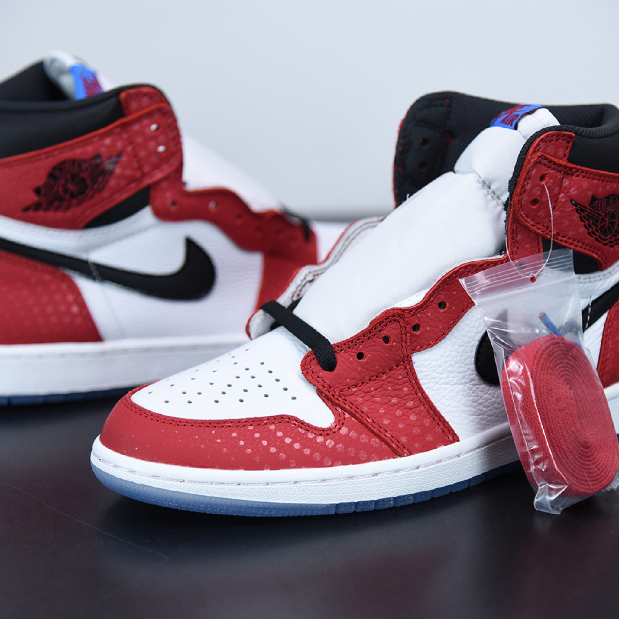 Nike Air Jordan 1 Retro High OG "Spider-Man: Origin Story"