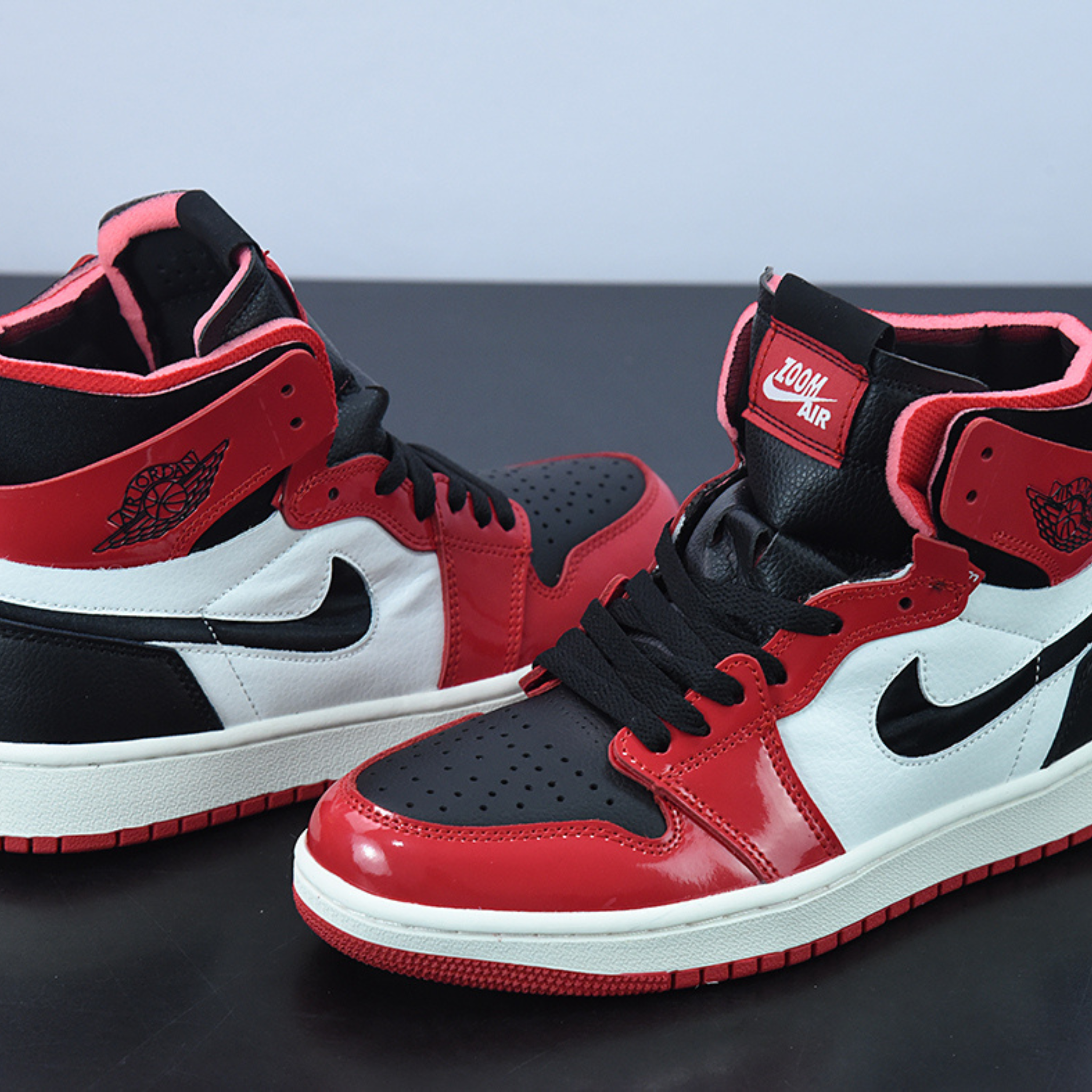 Nike Air Jordan 1 High Zoom CMFT "Chicago"