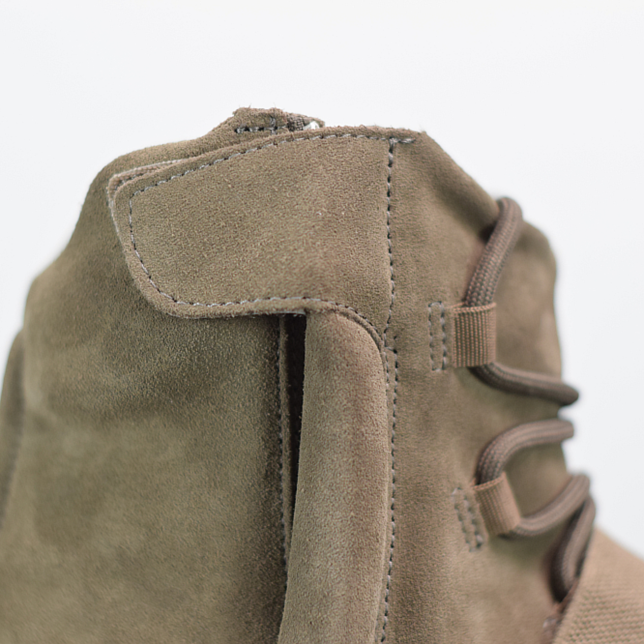 Adidas Yeezy Boost 750 "Light Brown Gum"(Chocolate)