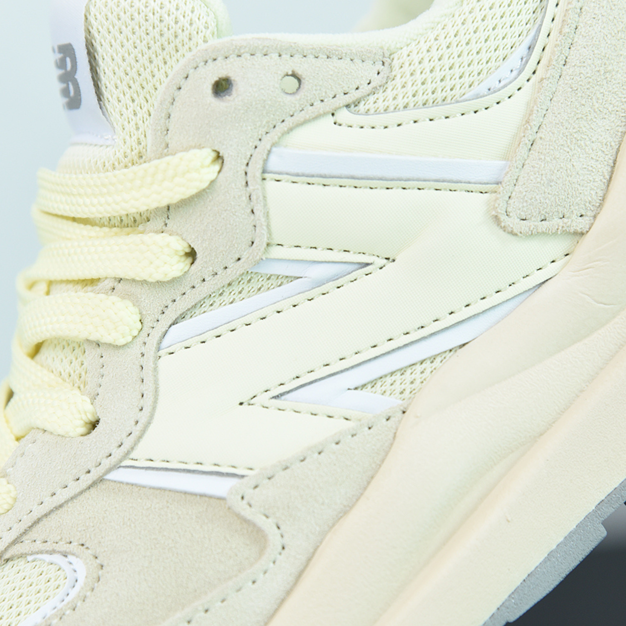 New Balance W5740CE "Cream"