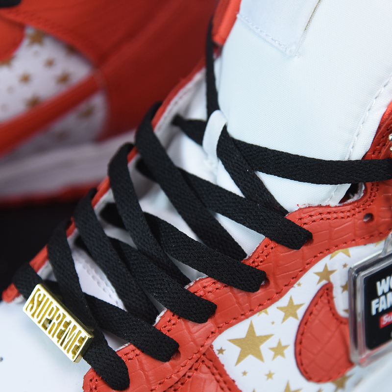 Nike Dunk High Pro SB "Supreme Red Stars"