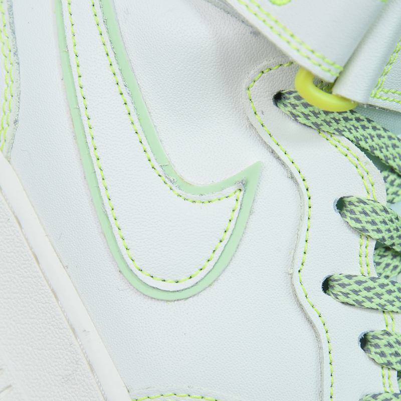 Nike Air Force 1 ´07 Mid "Flourescent Green"
