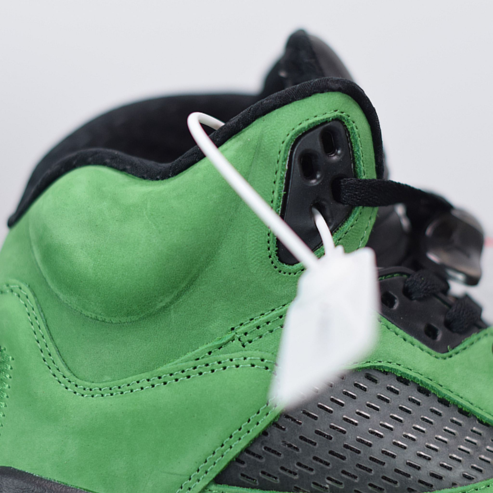 Nike Air Jordan 5 SE "Oregon"