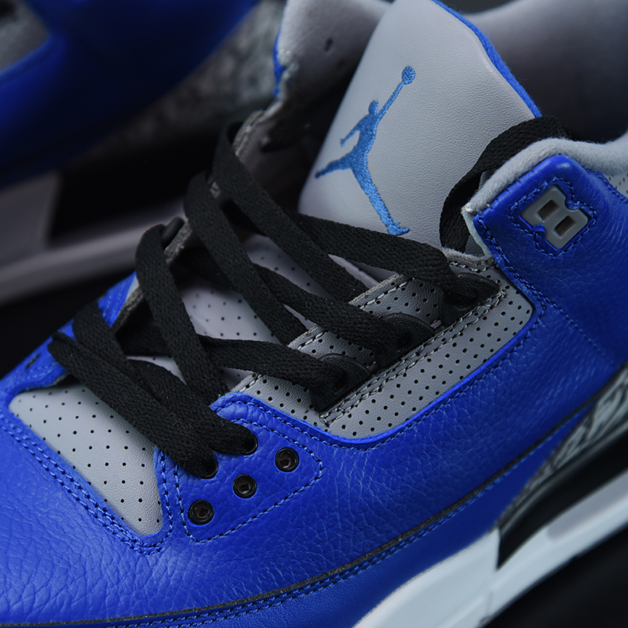 Nike Air Jordan 3 Retro “Varsity Royal”