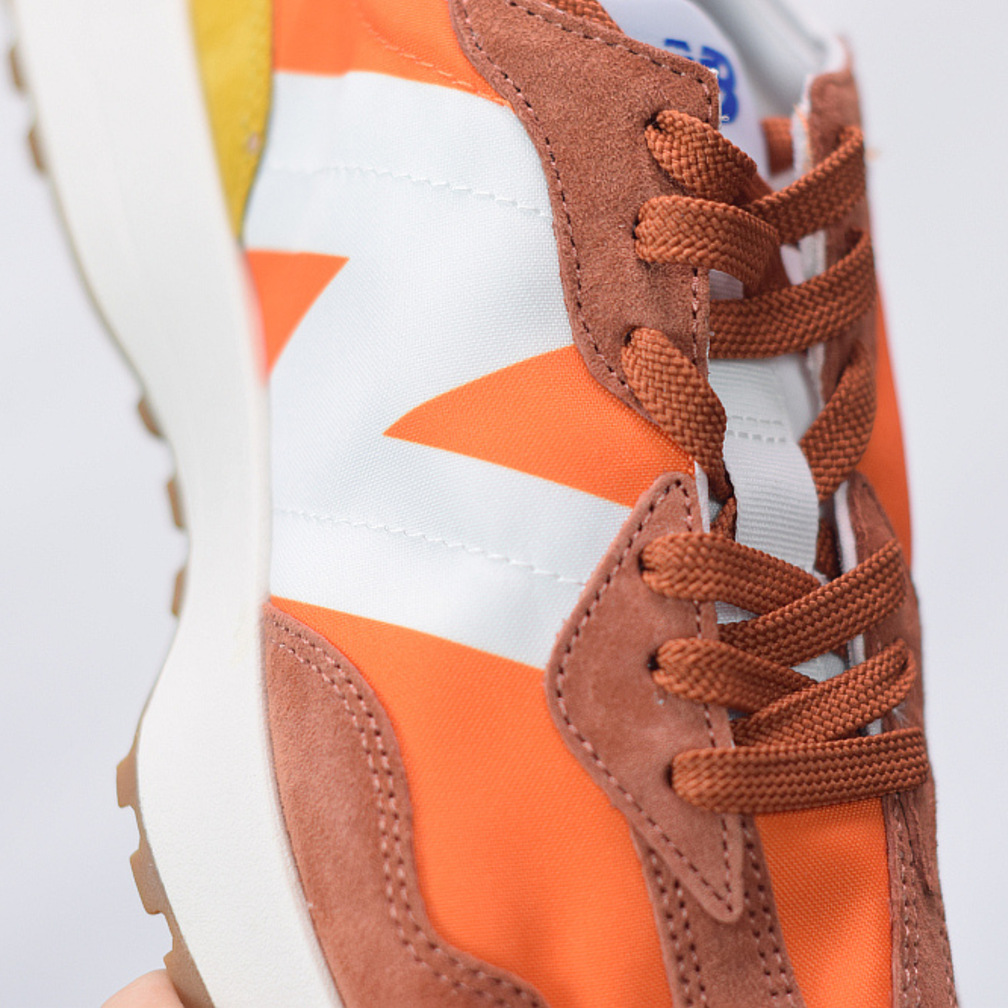 New Balance 327 "Orange"