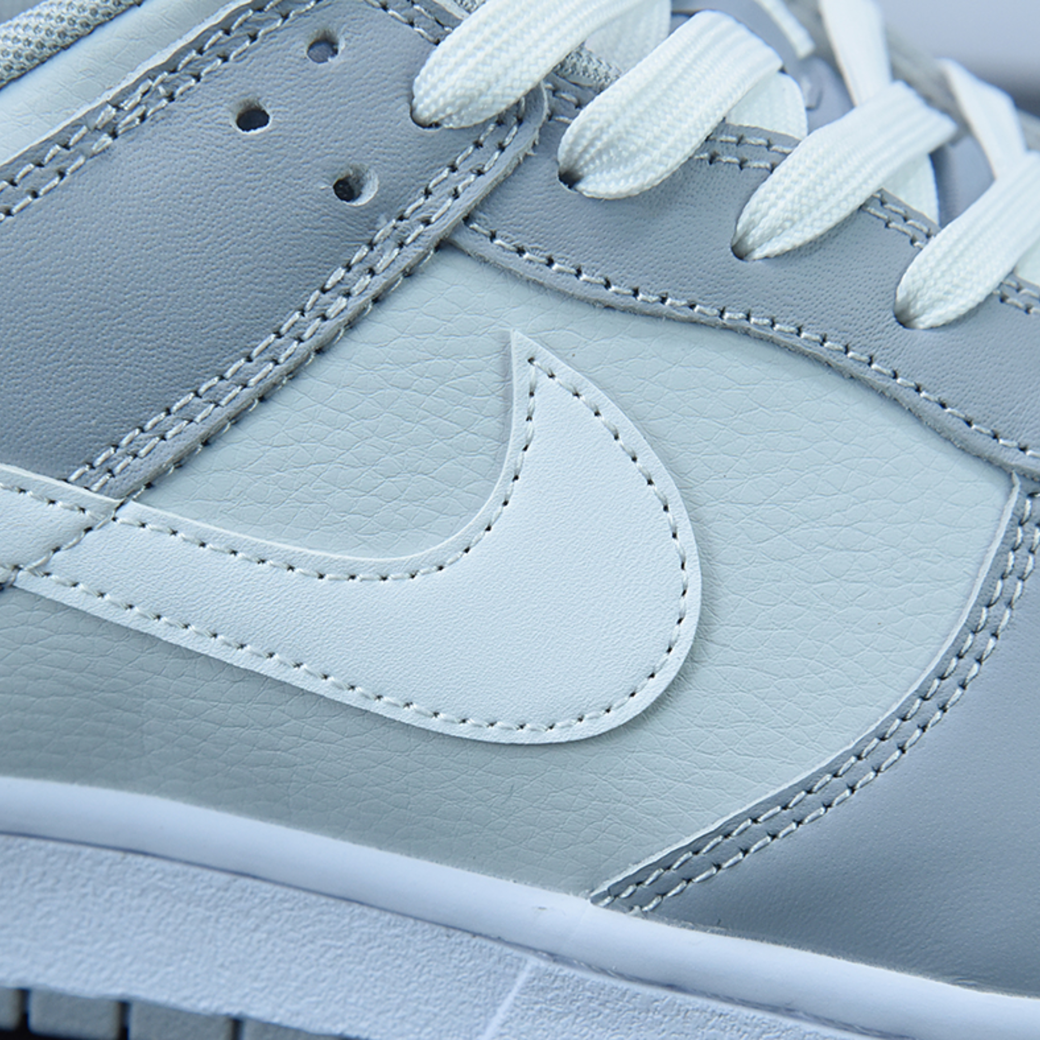 Nike Dunk Low "Two Tone Grey"