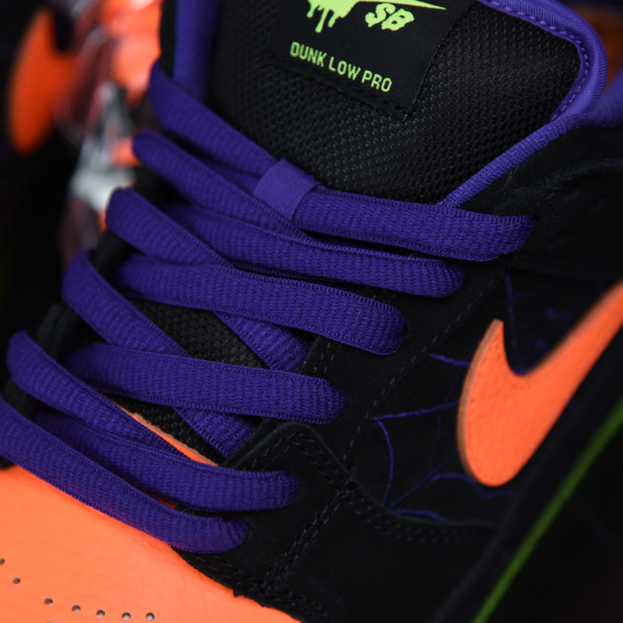 Nike SB Dunk Low "Night of Mischief"