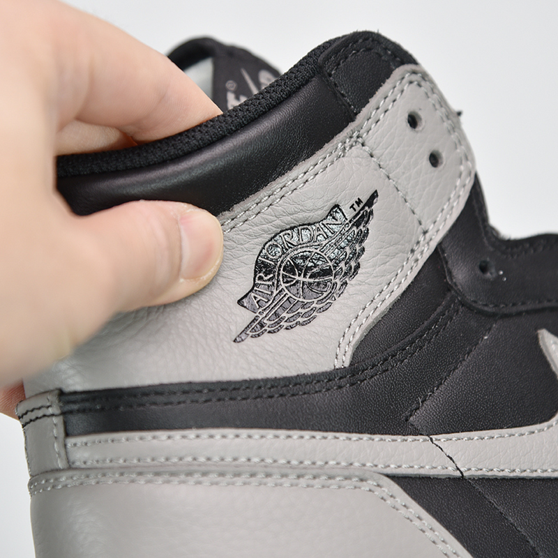 Nike Air Jordan 1 Retro High OG "Shadow"