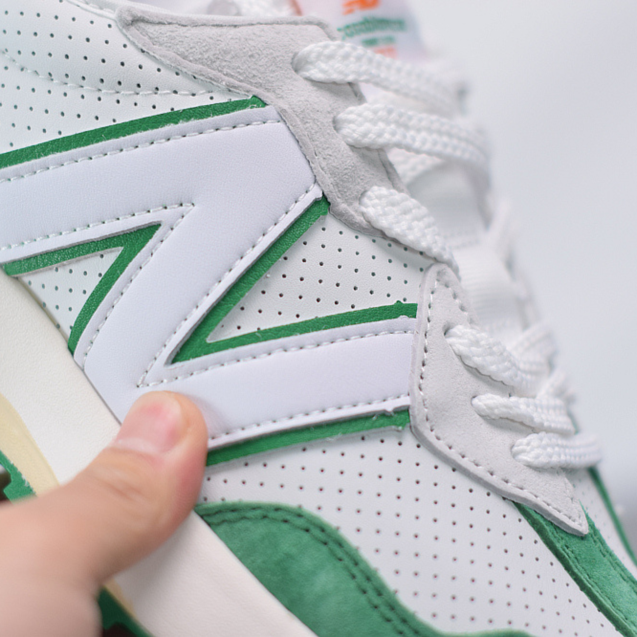 New Balance 327 "Casablanca Green"