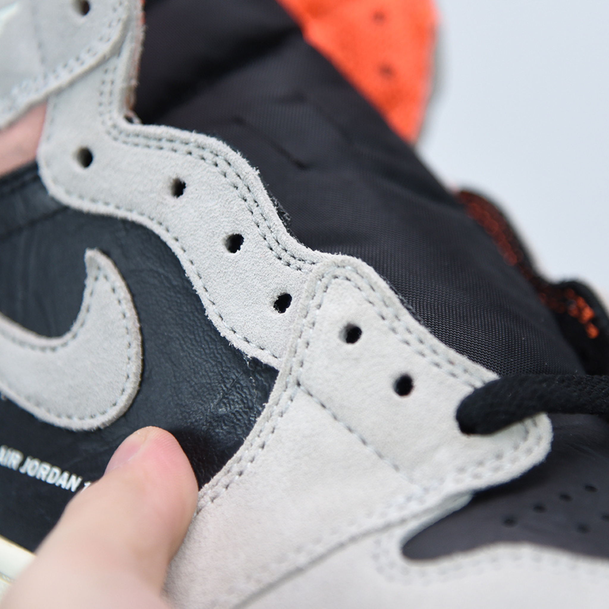 Nike Air Jordan 1 Retro High Neutral "Grey Hyper Crimson"